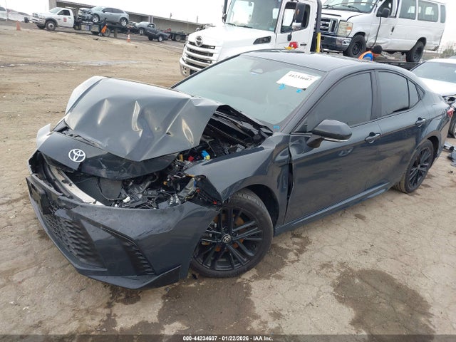 2025 Toyota CAMRY SE 照片 2