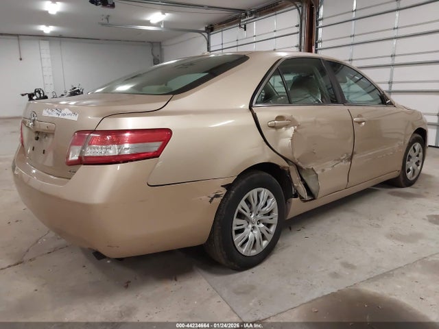 صورة 4 لـ 2010 Toyota CAMRY LE