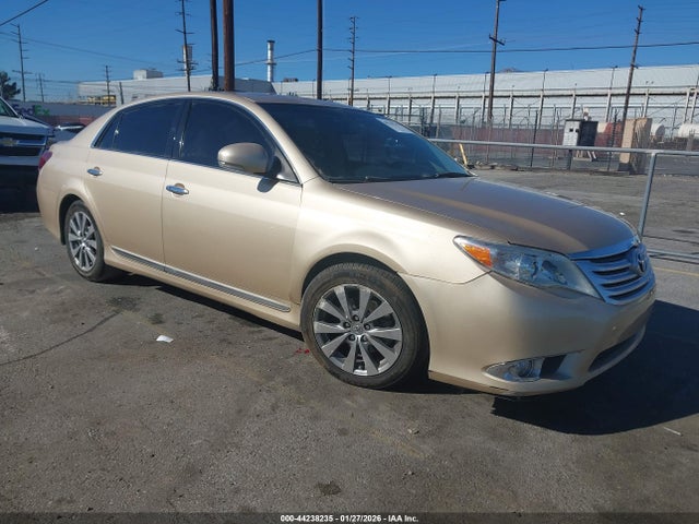 2011 TOYOTA AVALON LIMITED
