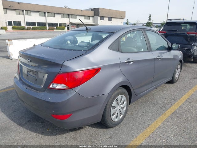 2017 Hyundai ACCENT SE 照片 4