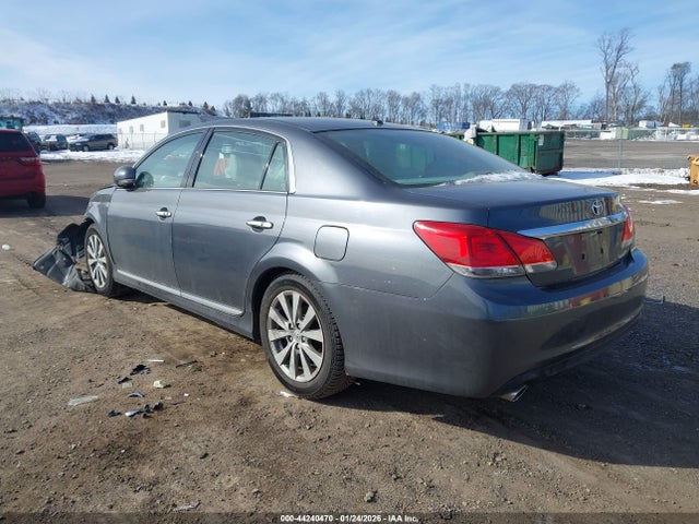 2011 Toyota AVALON LIMITED — миниатюра 3