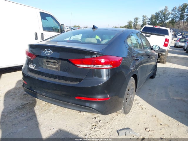 HYUNDAI ELANTRA SEL - 4