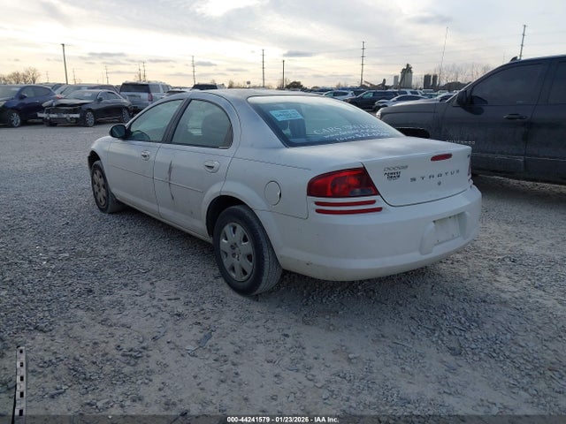 DODGE STRATUS SXT - 3