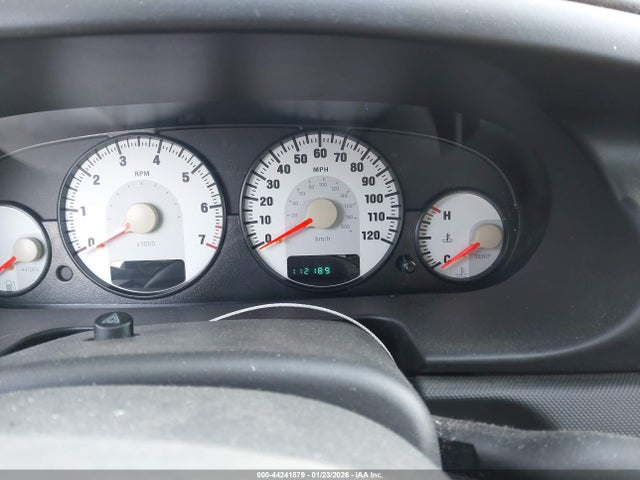 DODGE STRATUS SXT - 7