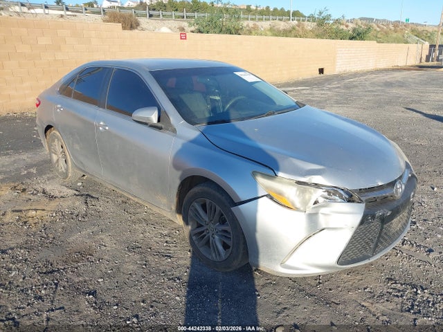 2015 TOYOTA CAMRY SE