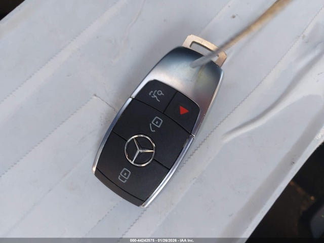 2023 MERCEDES-BENZ GLB 250 4MATIC 11
