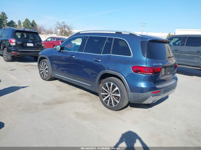 2023 MERCEDES-BENZ GLB 250 4MATIC 3