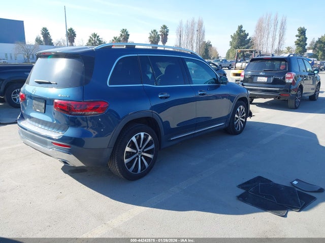 2023 MERCEDES-BENZ GLB 250 4MATIC 4