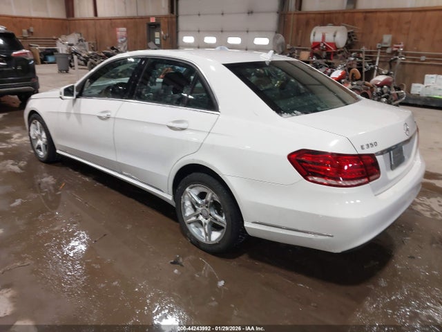 MERCEDES-BENZ E-CLASS - 3