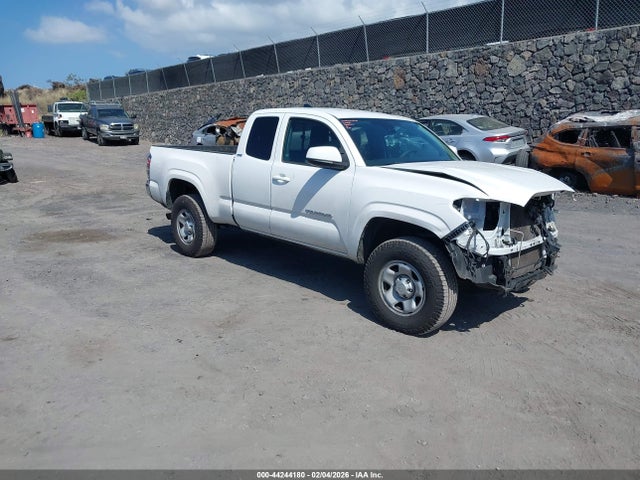2018 TOYOTA TACOMA SR5