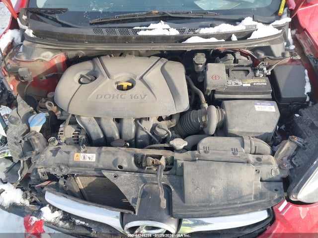 HYUNDAI ELANTRA GLS - 10