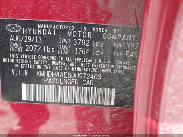 HYUNDAI ELANTRA GLS - 9