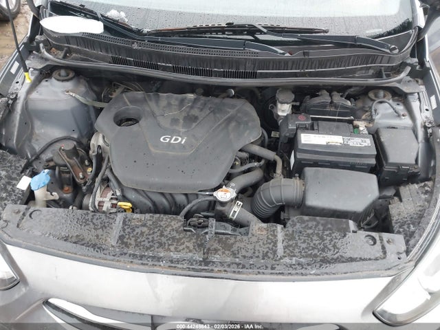 HYUNDAI ACCENT GLS - 10