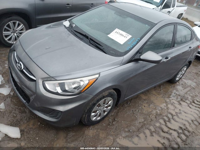 HYUNDAI ACCENT GLS - 2