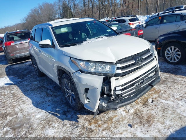 2018 TOYOTA HIGHLANDER XLE