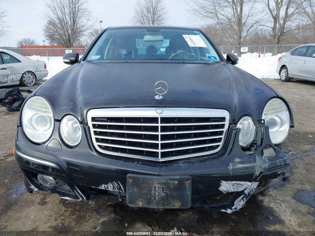 MERCEDES-BENZ E-CLASS - 6