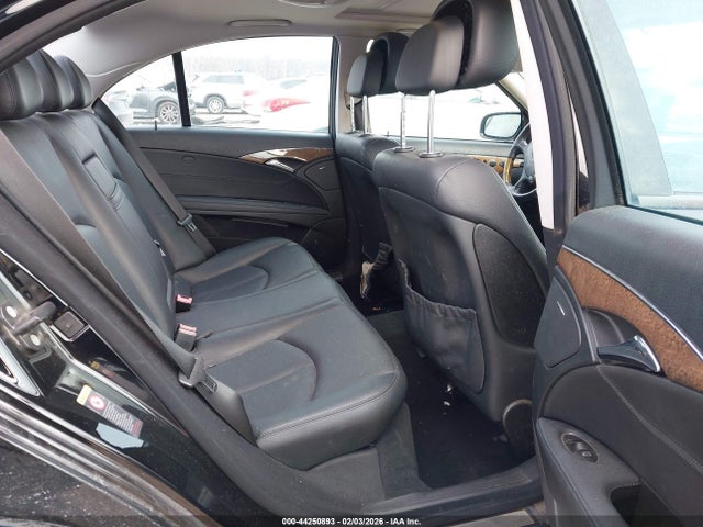 MERCEDES-BENZ E-CLASS - 8