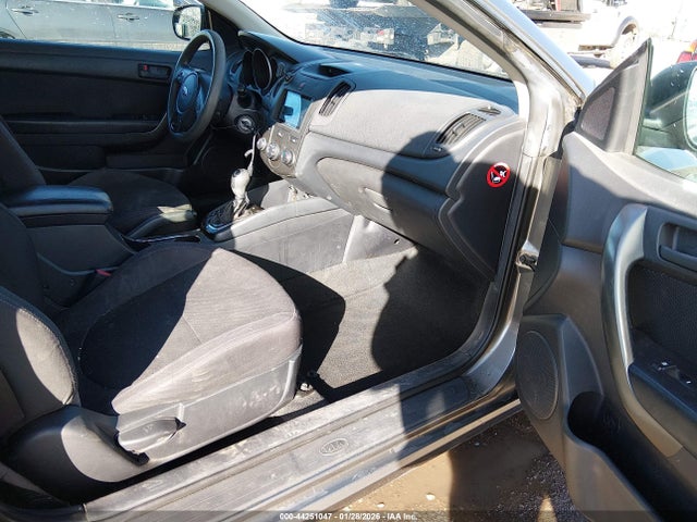 KIA FORTE KOUP EX - 5
