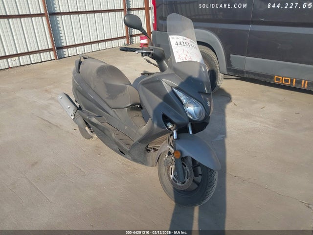 2019 SUZUKI UH200 