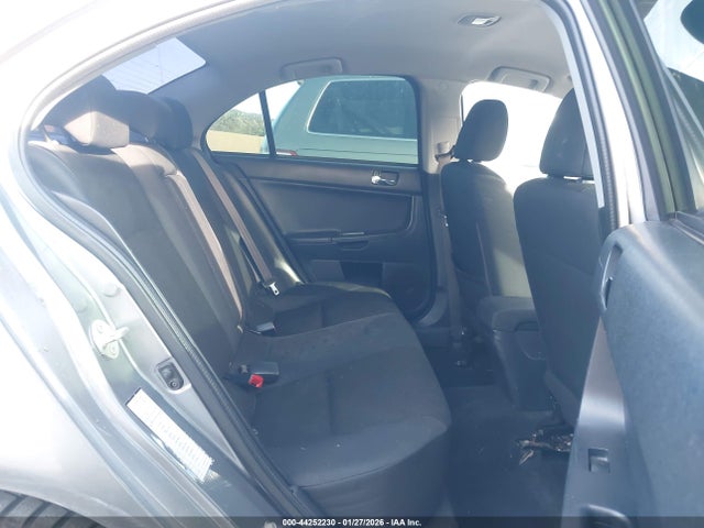 2016 Mitsubishi LANCER ES 照片 8