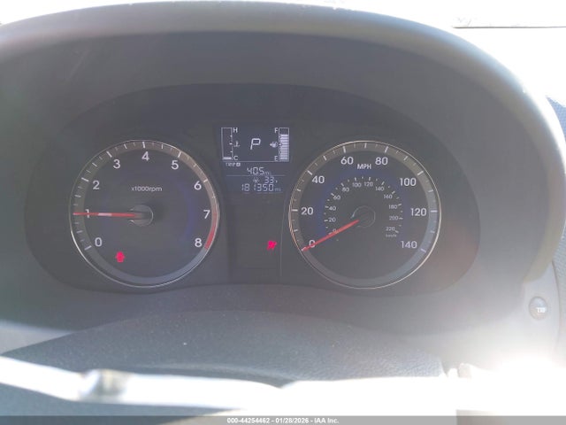 HYUNDAI ACCENT SE - 7