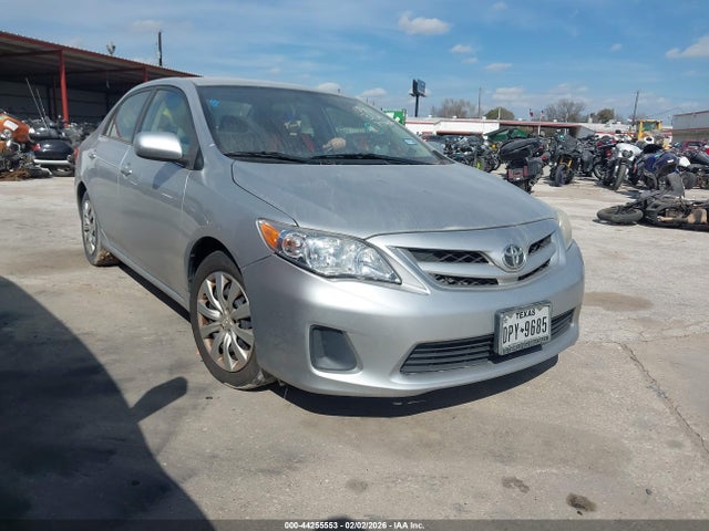 2013 TOYOTA COROLLA LE
