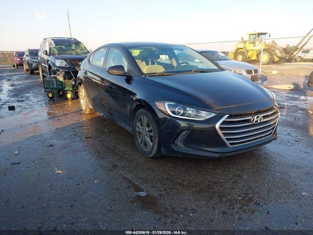 HYUNDAI ELANTRA VALUE EDITION - 1