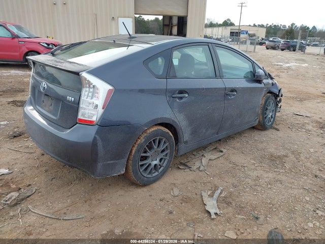 2011 Toyota PRIUS THREE 照片 4