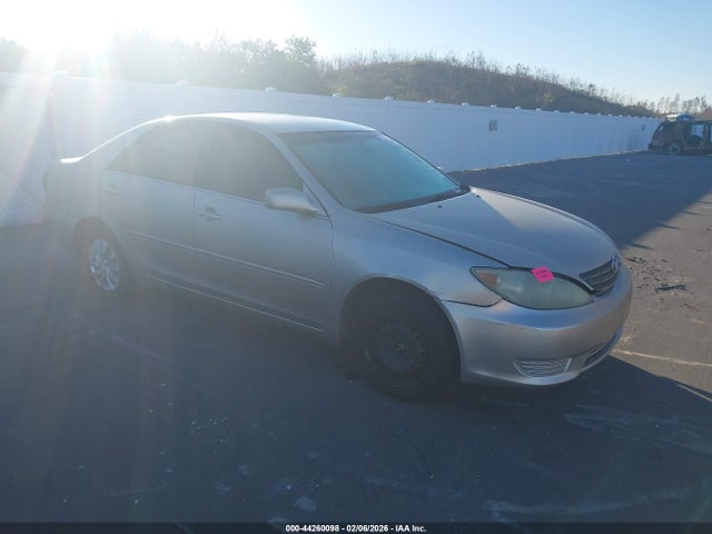 2005 TOYOTA CAMRY LE