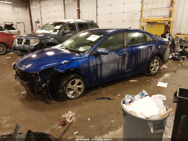 HYUNDAI ELANTRA SE - 2