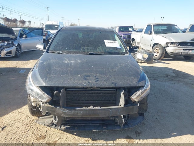 HYUNDAI ELANTRA GT - 6