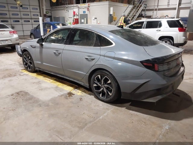 HYUNDAI SONATA SEL - 3