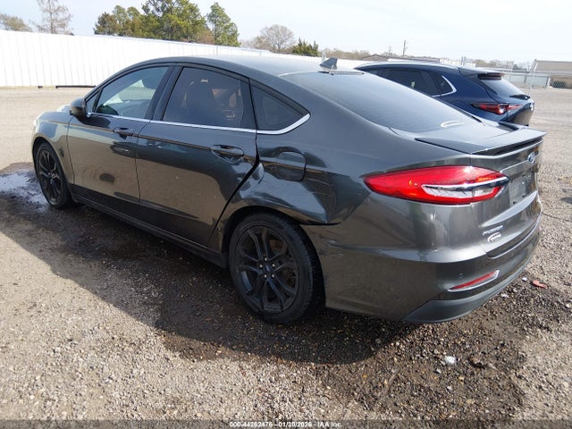 FORD FUSION SE - 3