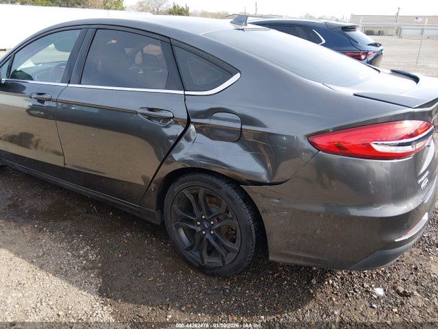 FORD FUSION SE - 6