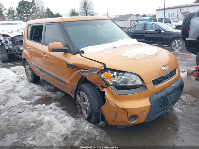 2011 KIA SOUL +