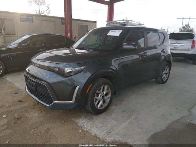 صورة 2 لـ 2023 KIA SOUL LX