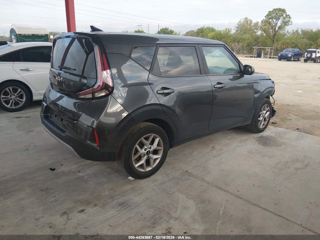 صورة 4 لـ 2023 KIA SOUL LX