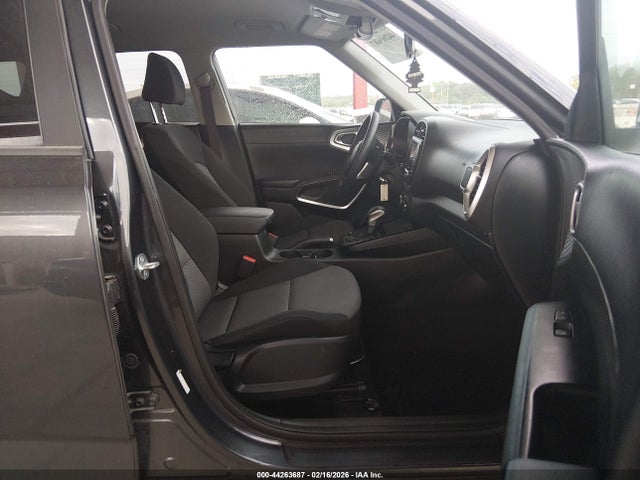 صورة 5 لـ 2023 KIA SOUL LX