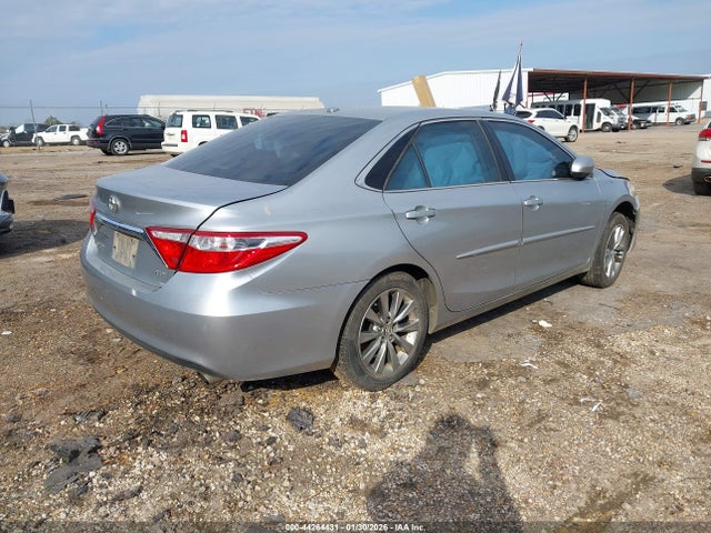 TOYOTA CAMRY - 4