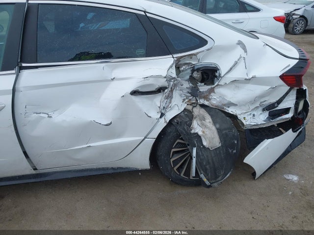 HYUNDAI SONATA HYBRID LIMITED - 6