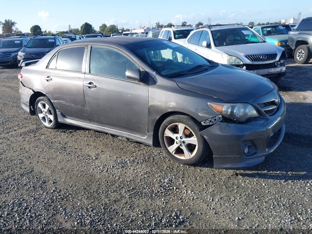 2013 TOYOTA COROLLA S
