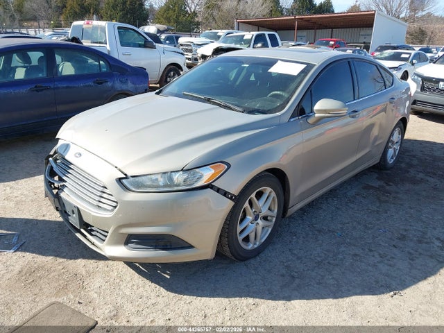 FORD FUSION SE - 2