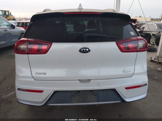 2019 KIA NIRO LX 16