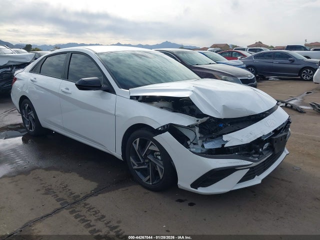 HYUNDAI ELANTRA SEL SPORT - 6