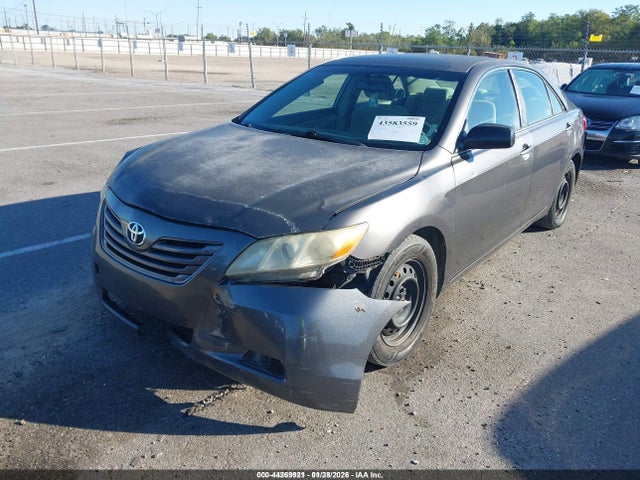 TOYOTA CAMRY - 2
