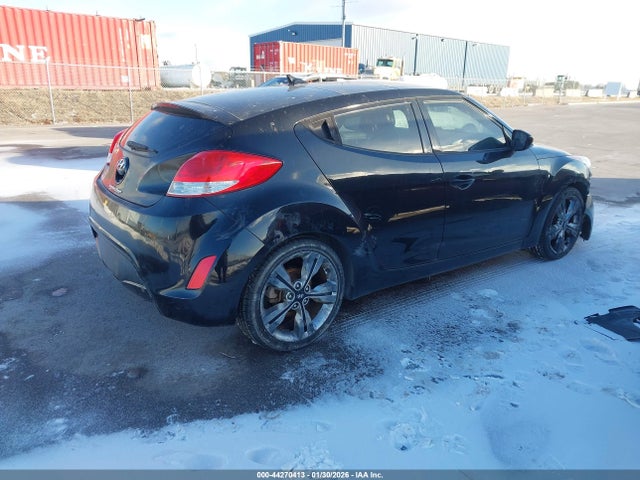 HYUNDAI VELOSTER - 4