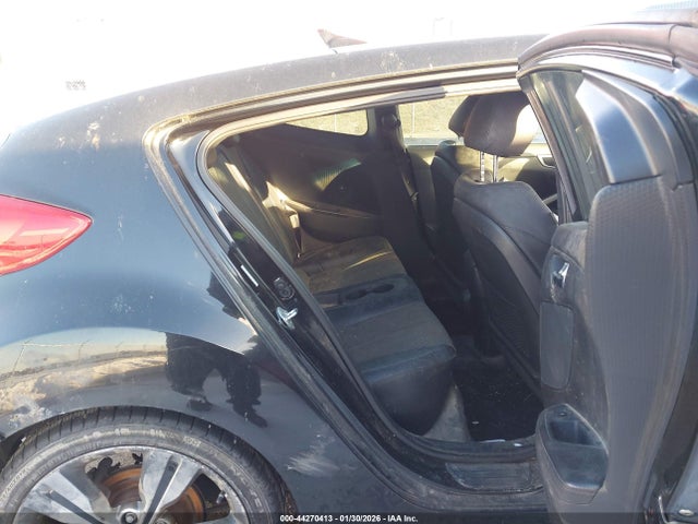 HYUNDAI VELOSTER - 8