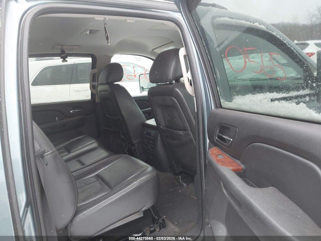 CHEVROLET AVALANCHE 1500 LS - 8