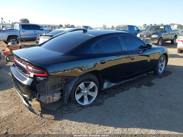 DODGE CHARGER SXT - 4