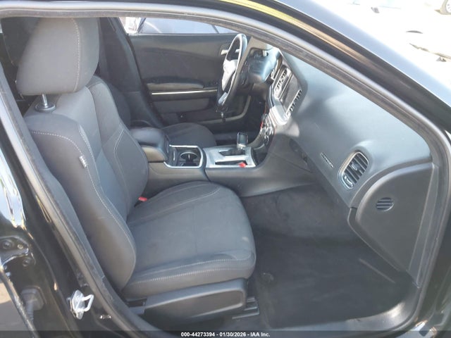 DODGE CHARGER SXT - 5